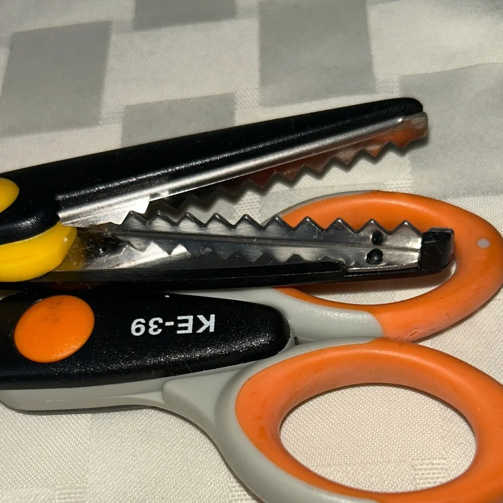 Aztec Decorative Scissors - Picture 4 of 6